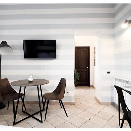 Ostia Holiday Clementina Φιουμιτσίνο Εξωτερικό φωτογραφία